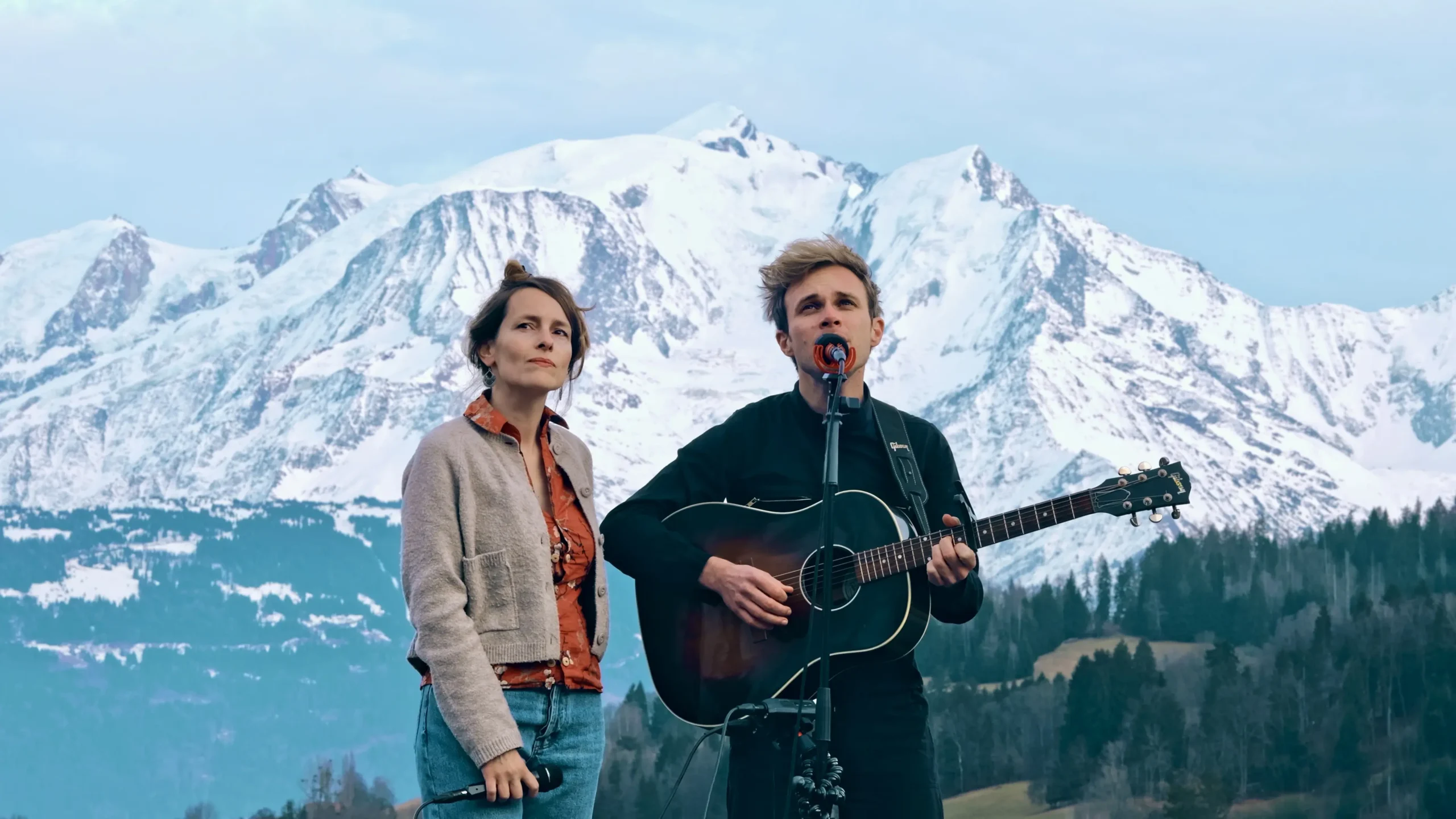 MUNE et Céline Léger live Raconte-moi au pied du Mont-Blanc