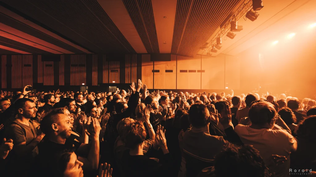 Salle du Podium Les Pieux lors du concert de MUNE et Charlie Winston